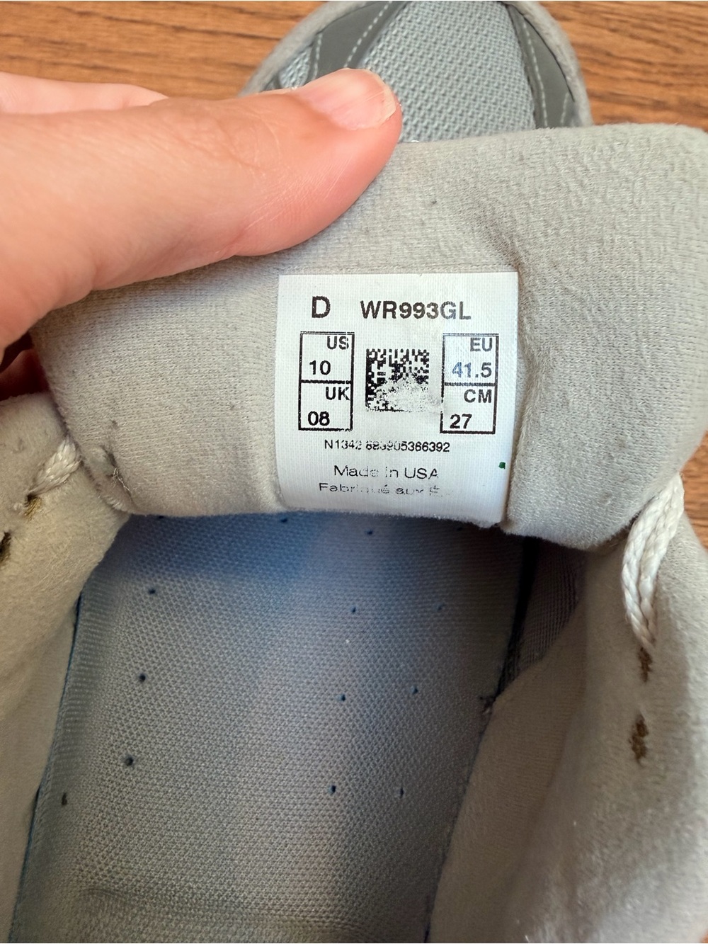 New Balance Made in the USA Grey 993 Classic Sneakers Women’s - Picture 2 of 11
